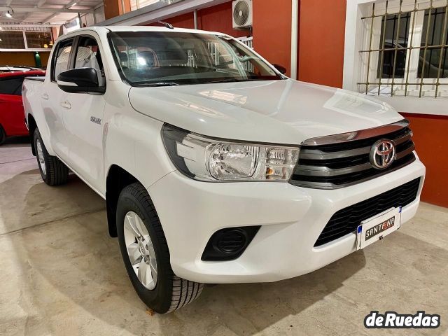 Toyota Hilux Usada en Mendoza, deRuedas