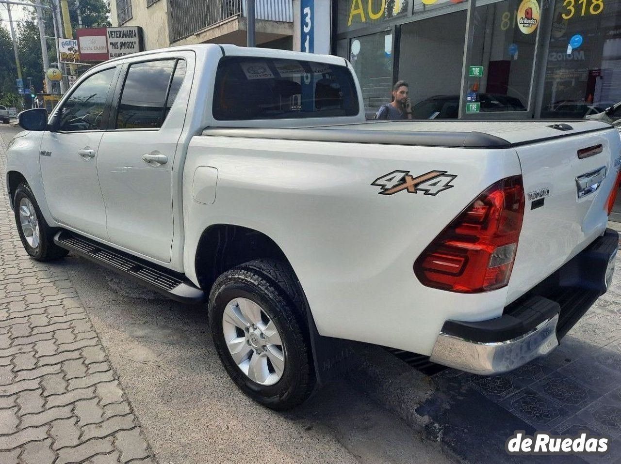 Toyota Hilux Usada en Mendoza, deRuedas