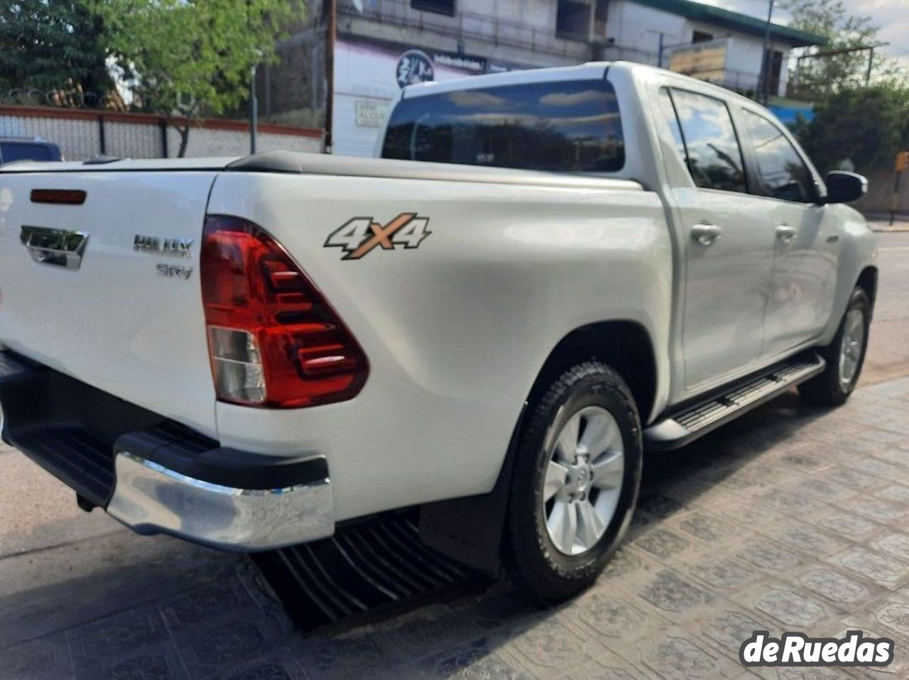 Toyota Hilux Usada en Mendoza, deRuedas