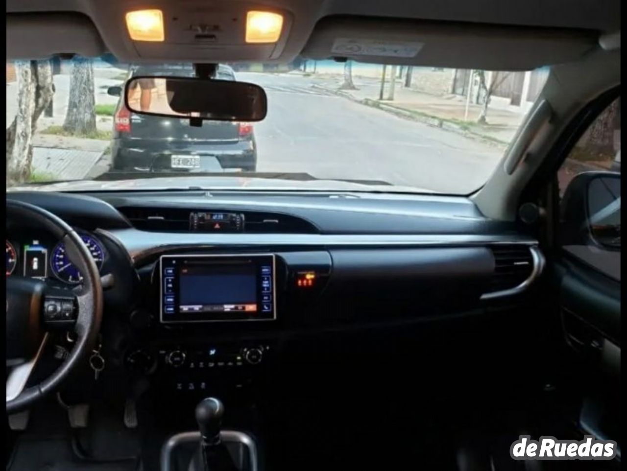Toyota Hilux Usada en Mendoza, deRuedas
