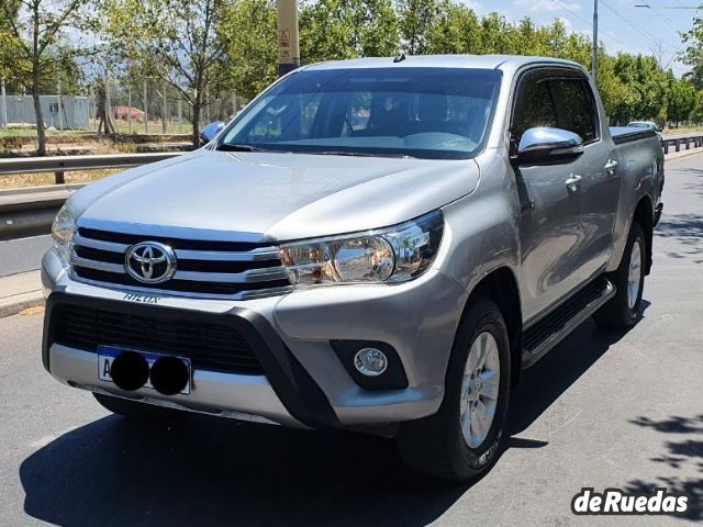 Toyota Hilux Usada en Mendoza, deRuedas