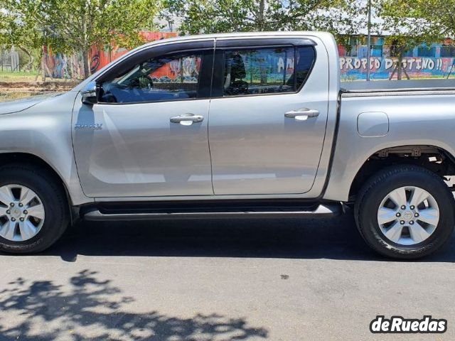 Toyota Hilux Usada en Mendoza, deRuedas