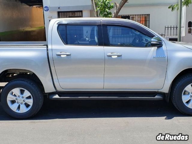 Toyota Hilux Usada en Mendoza, deRuedas
