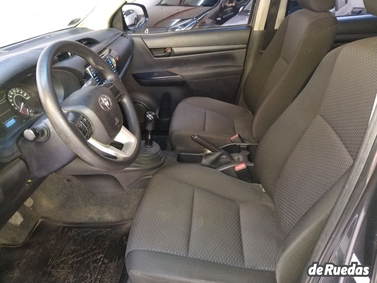 Toyota Hilux Usada en Mendoza, deRuedas
