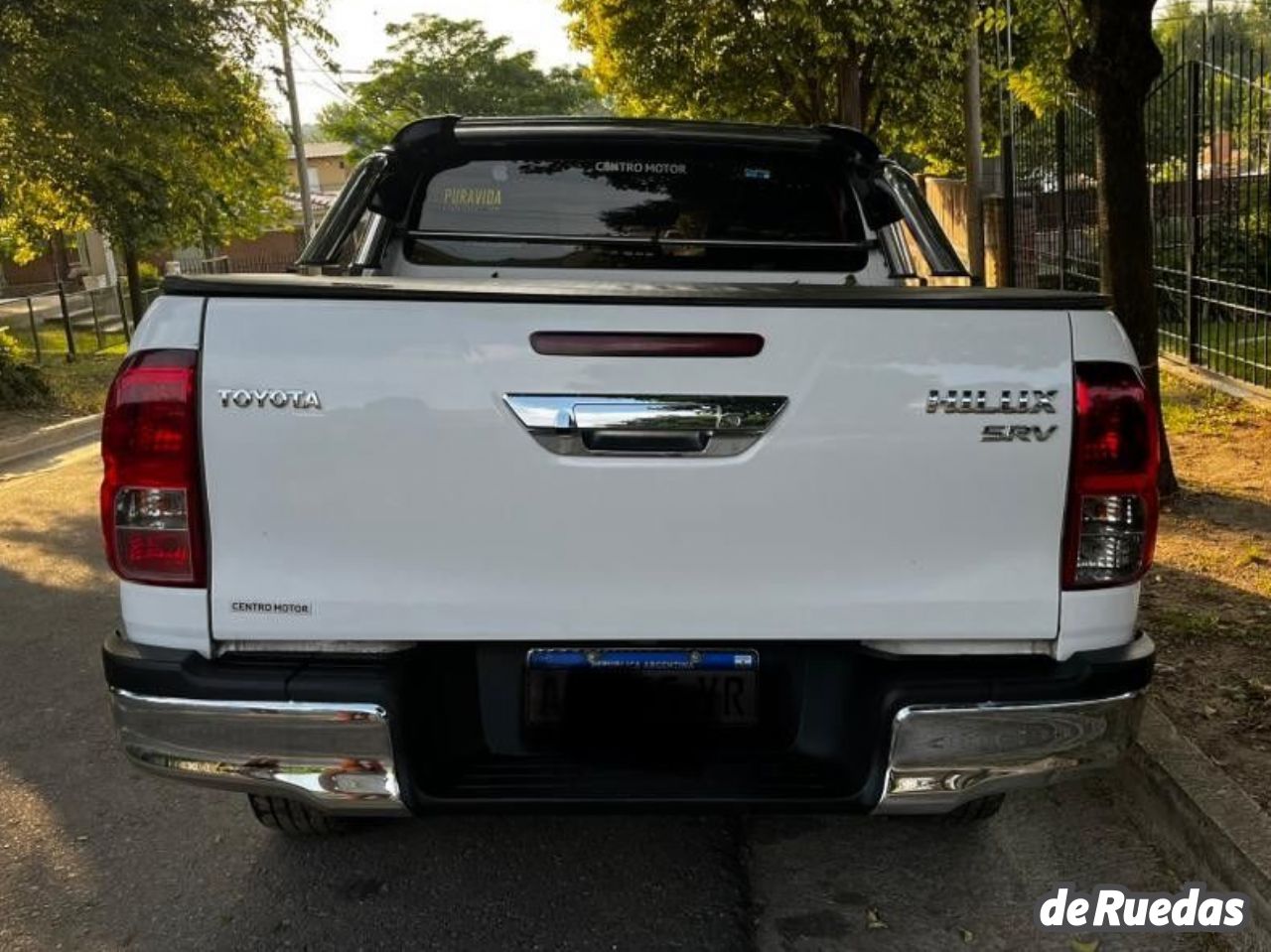 Toyota Hilux Usada en Córdoba, deRuedas