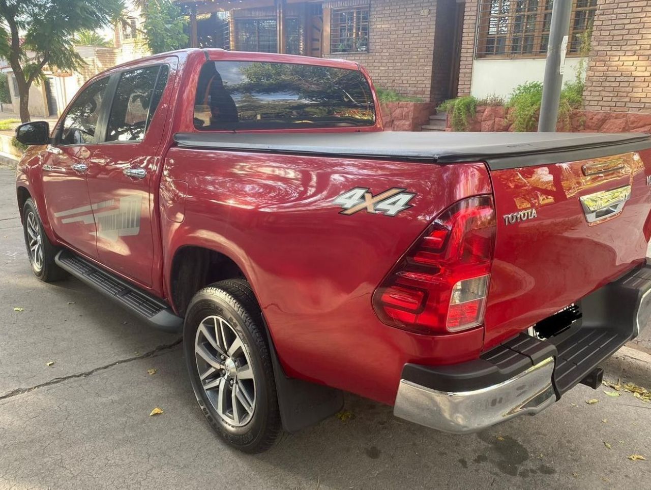 Toyota Hilux Usada Financiado en Mendoza, deRuedas
