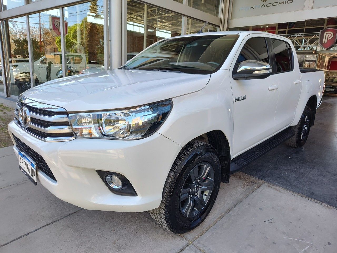Toyota Hilux Usada en Mendoza, deRuedas