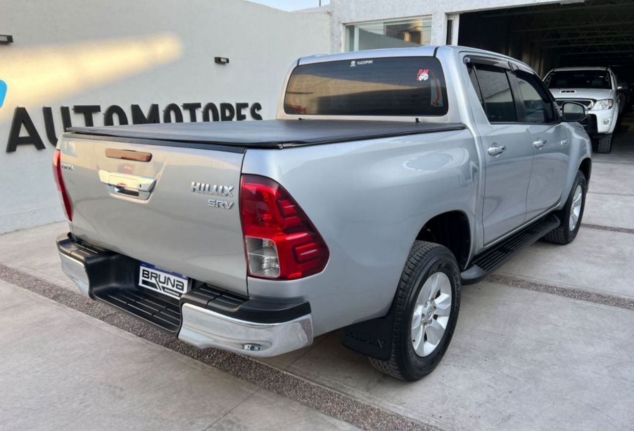 Toyota Hilux Usada en Mendoza, deRuedas