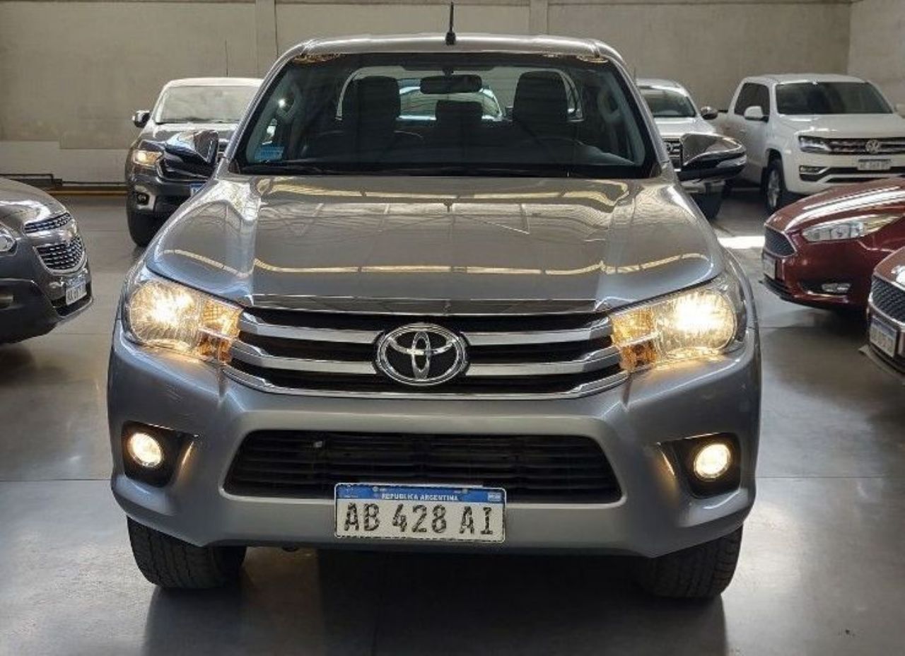Toyota Hilux Usada en Mendoza, deRuedas