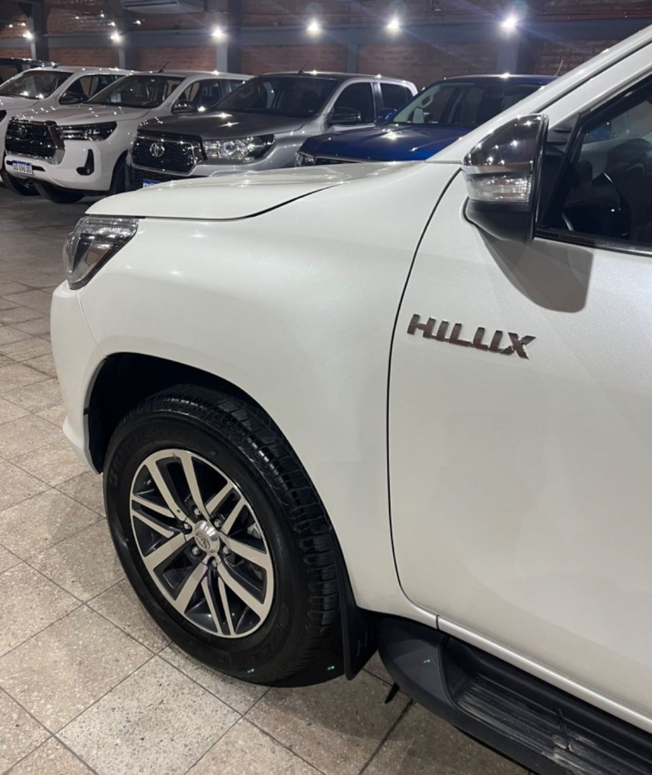 Toyota Hilux Usada en San Juan, deRuedas