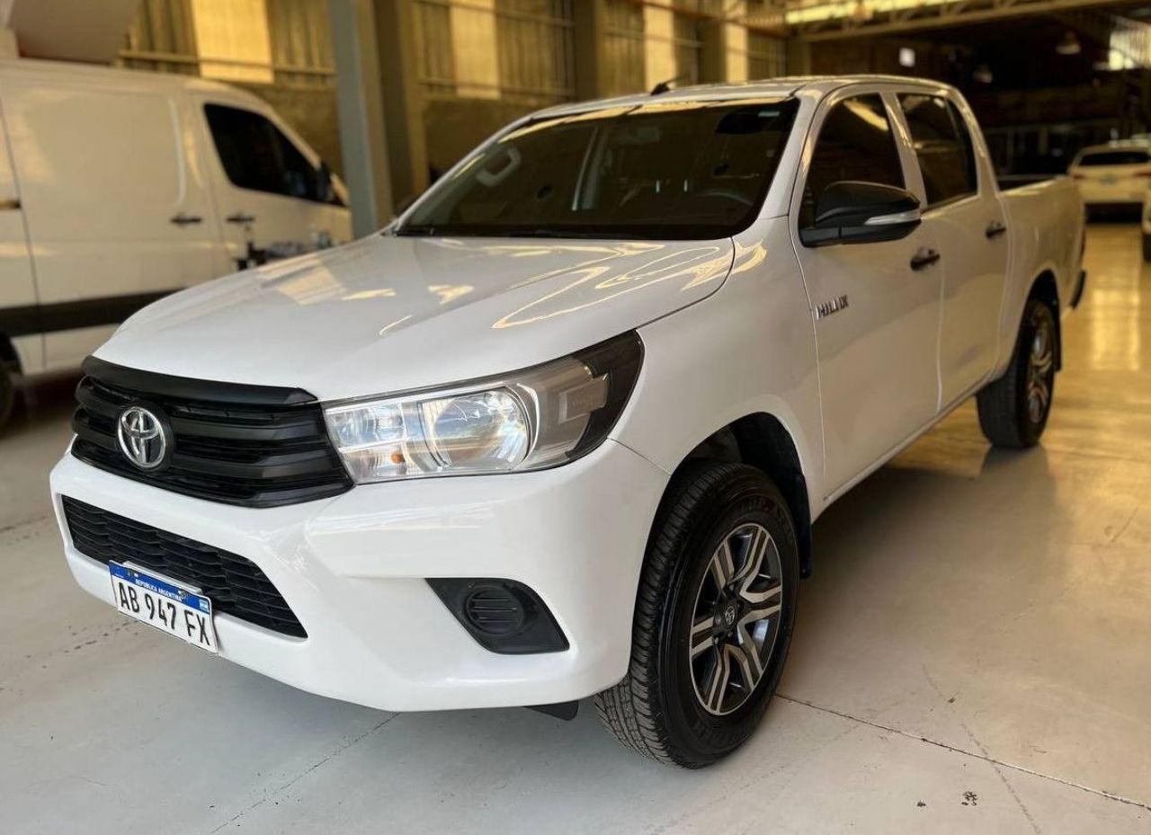 Toyota Hilux Usada en Mendoza, deRuedas