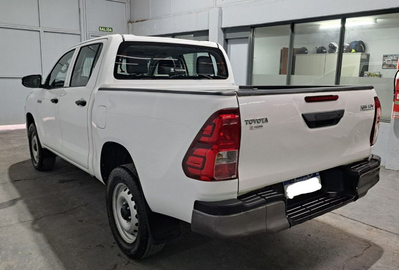 Toyota Hilux Usada en Mendoza, deRuedas