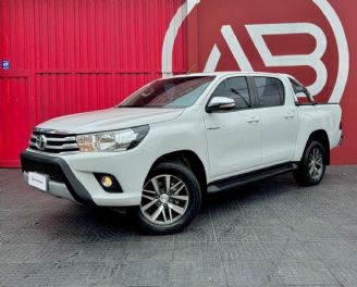 Toyota Hilux Usada en Córdoba Financiado