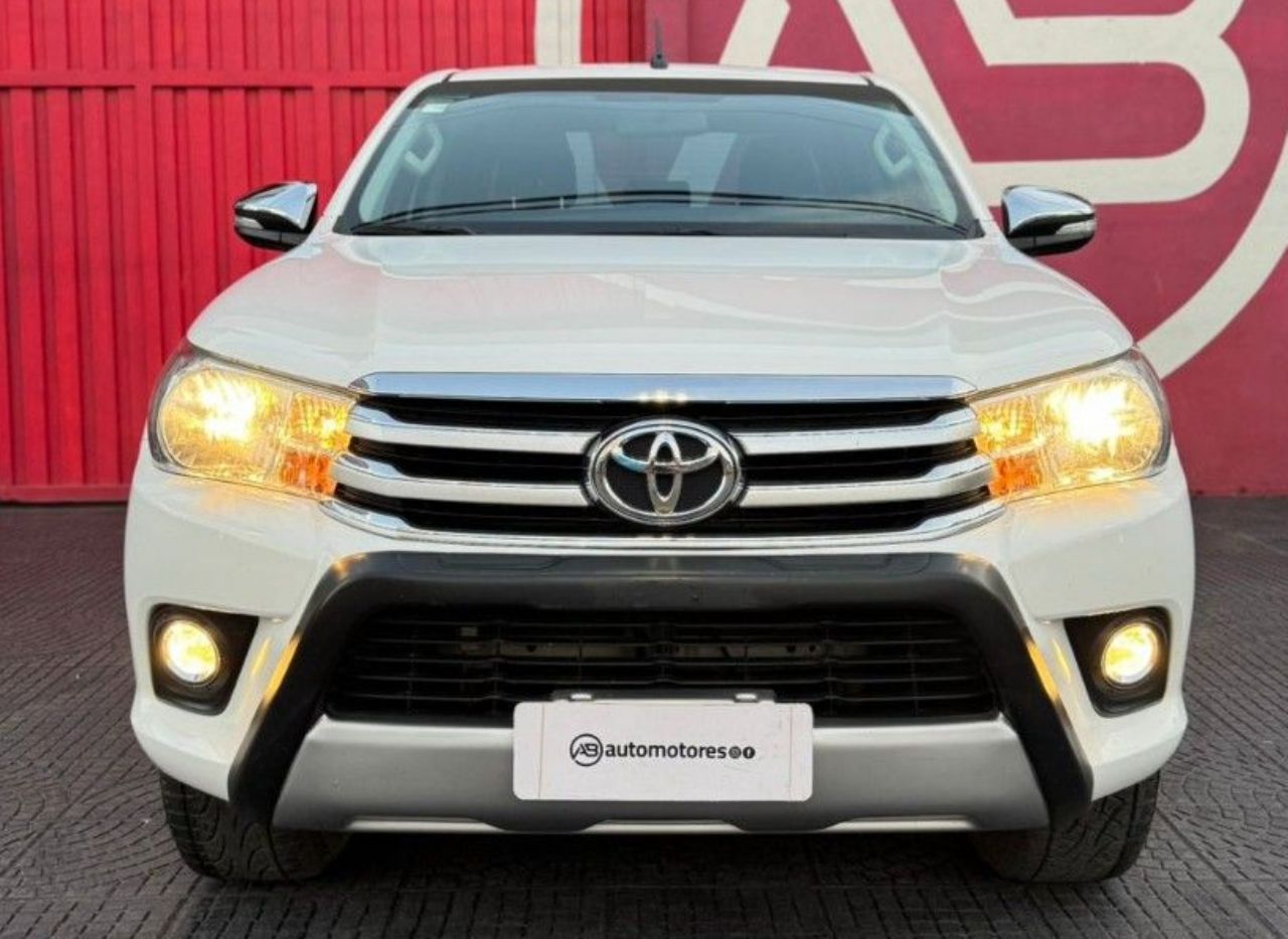 Toyota Hilux Usada Financiado en Córdoba, deRuedas