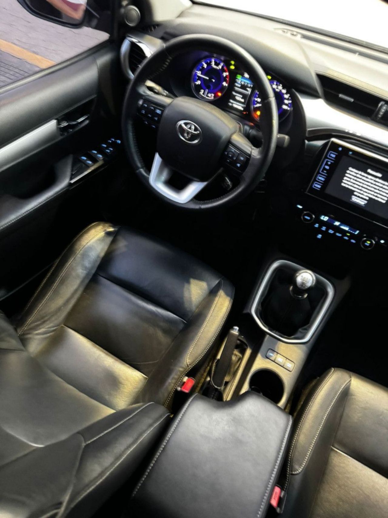 Toyota Hilux Usada Financiado en Córdoba, deRuedas