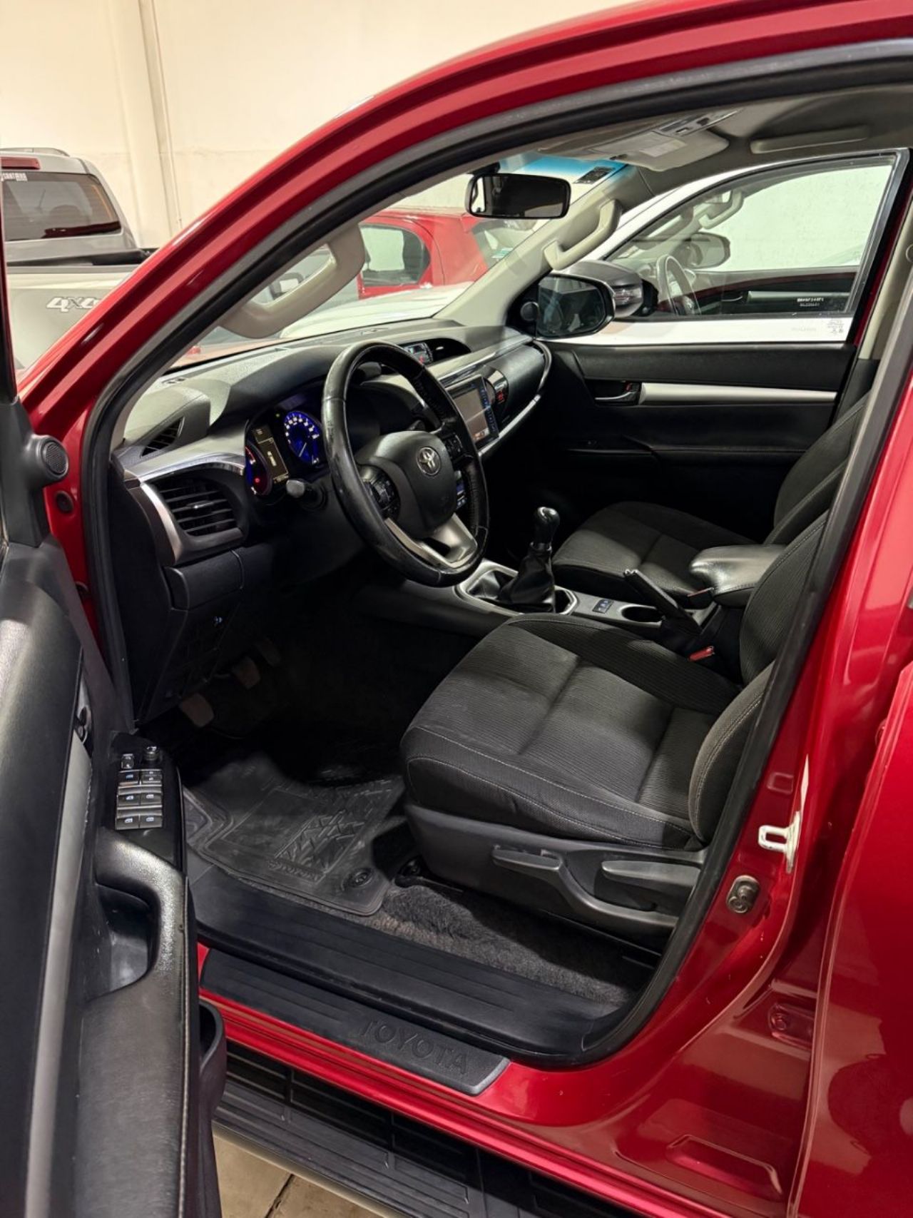 Toyota Hilux Usada Financiado en Mendoza, deRuedas