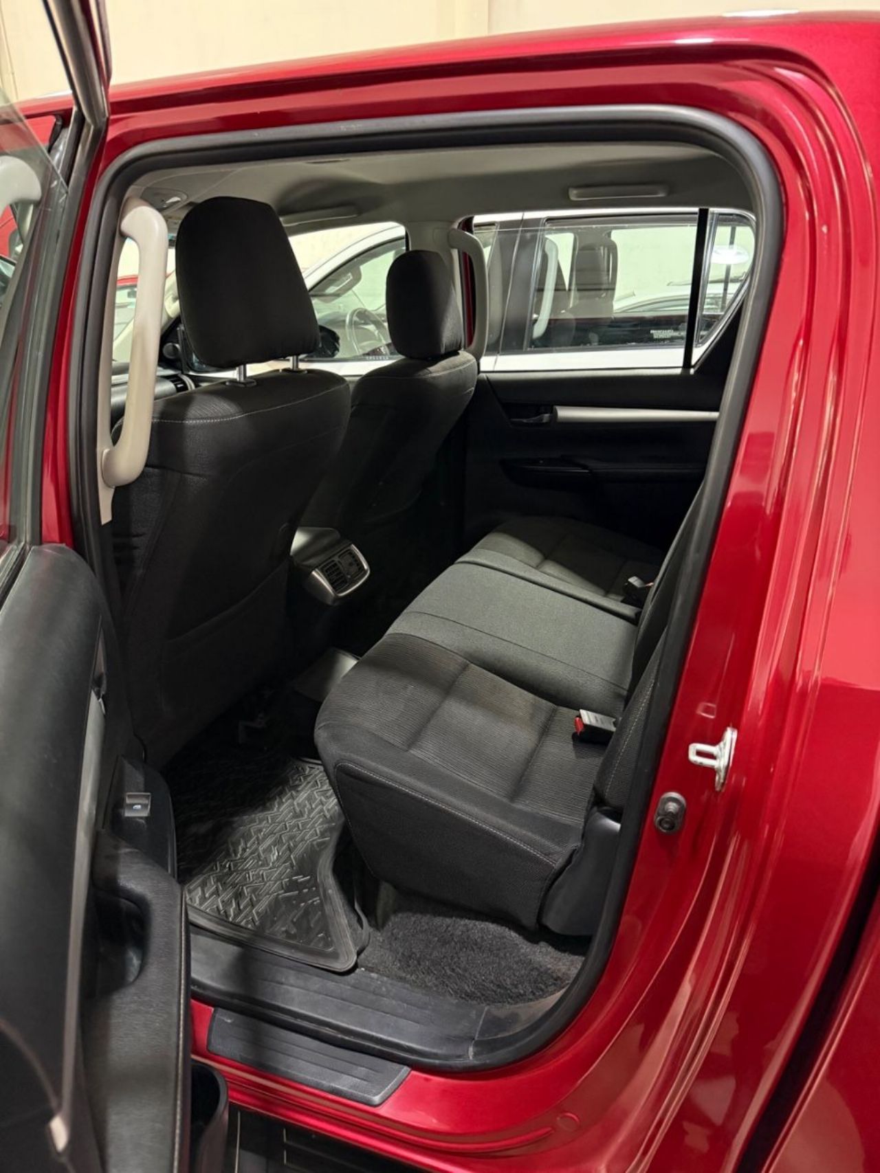 Toyota Hilux Usada Financiado en Mendoza, deRuedas
