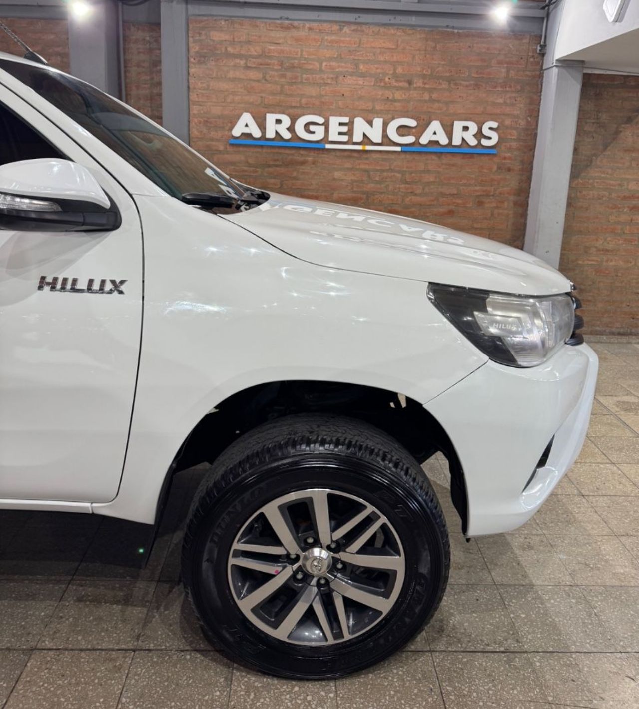 Toyota Hilux Usada Financiado en San Juan, deRuedas