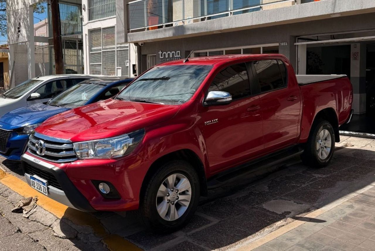 Toyota Hilux Usada en San Luis, deRuedas