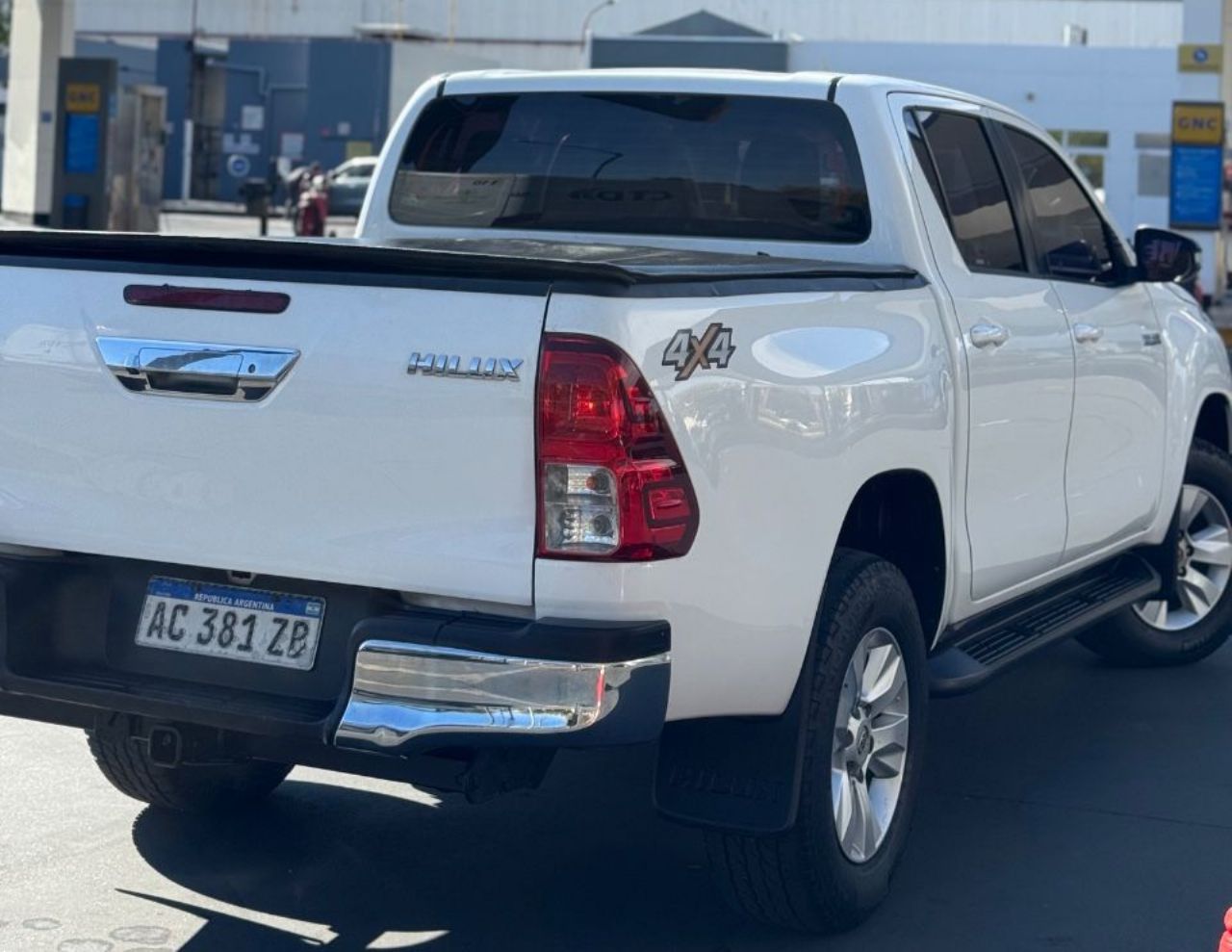 Toyota Hilux Usada en Mendoza, deRuedas