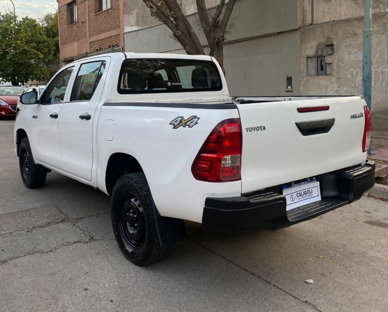 Toyota Hilux Usada en Mendoza, deRuedas