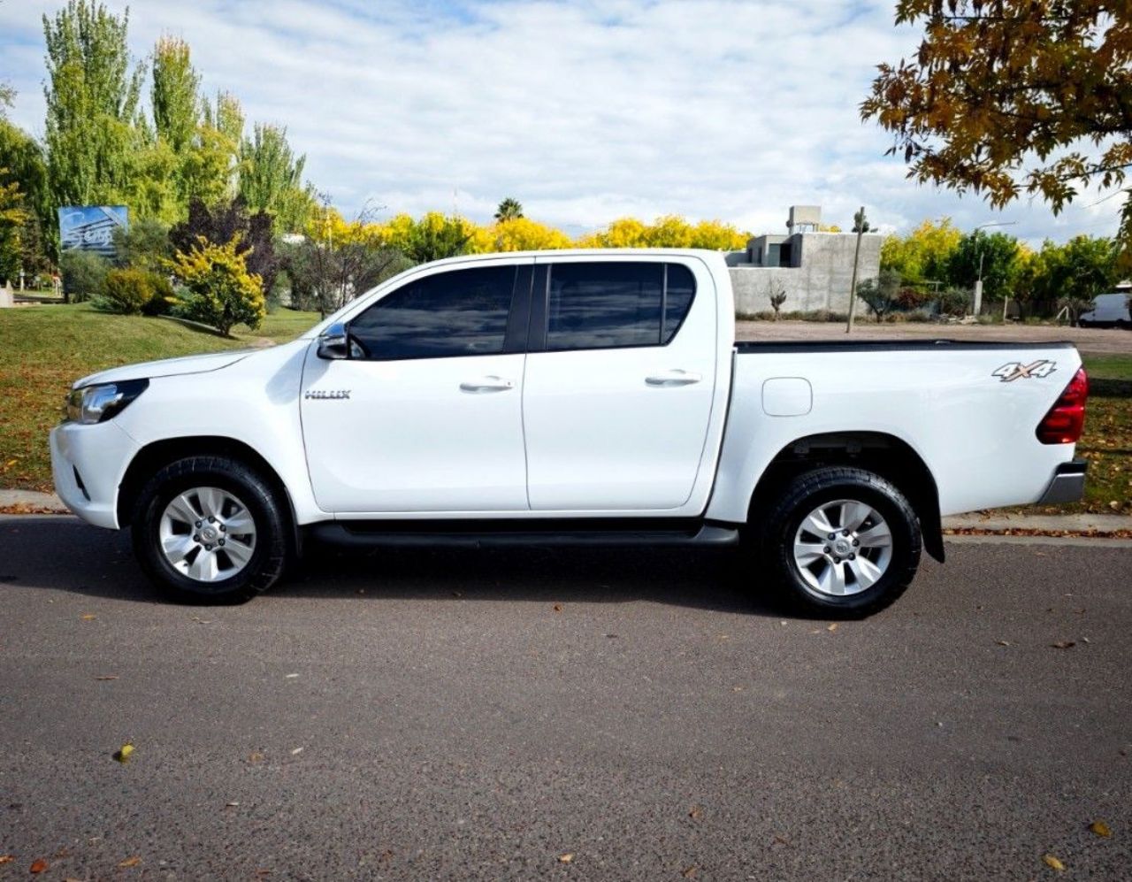 Toyota Hilux Usada en Mendoza, deRuedas