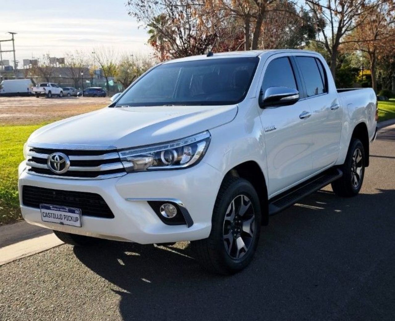 Toyota Hilux Usada Financiado en Mendoza, deRuedas