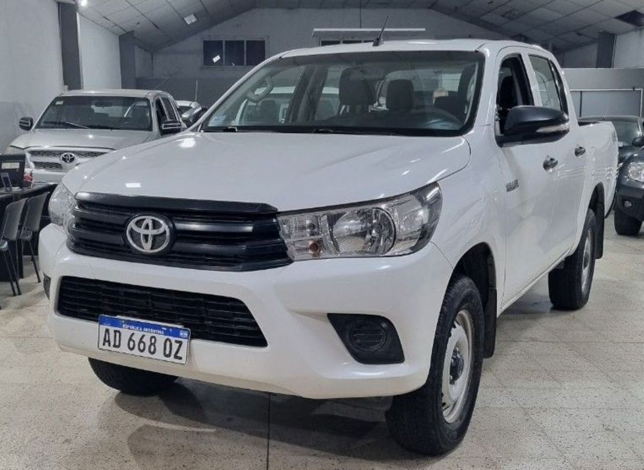 Toyota Hilux Usada Financiado en San Luis, deRuedas
