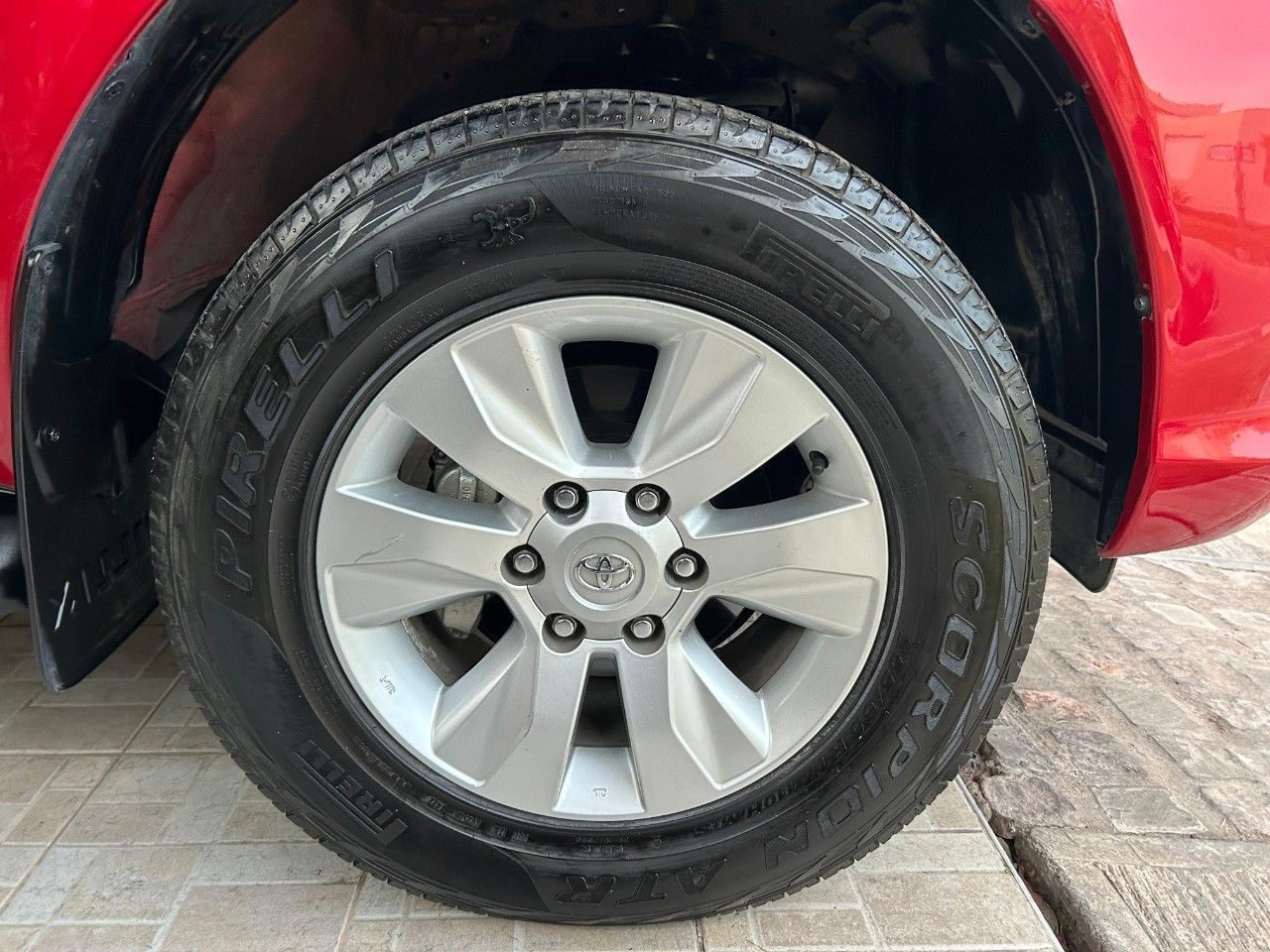 Toyota Hilux Usada Financiado en Mendoza, deRuedas