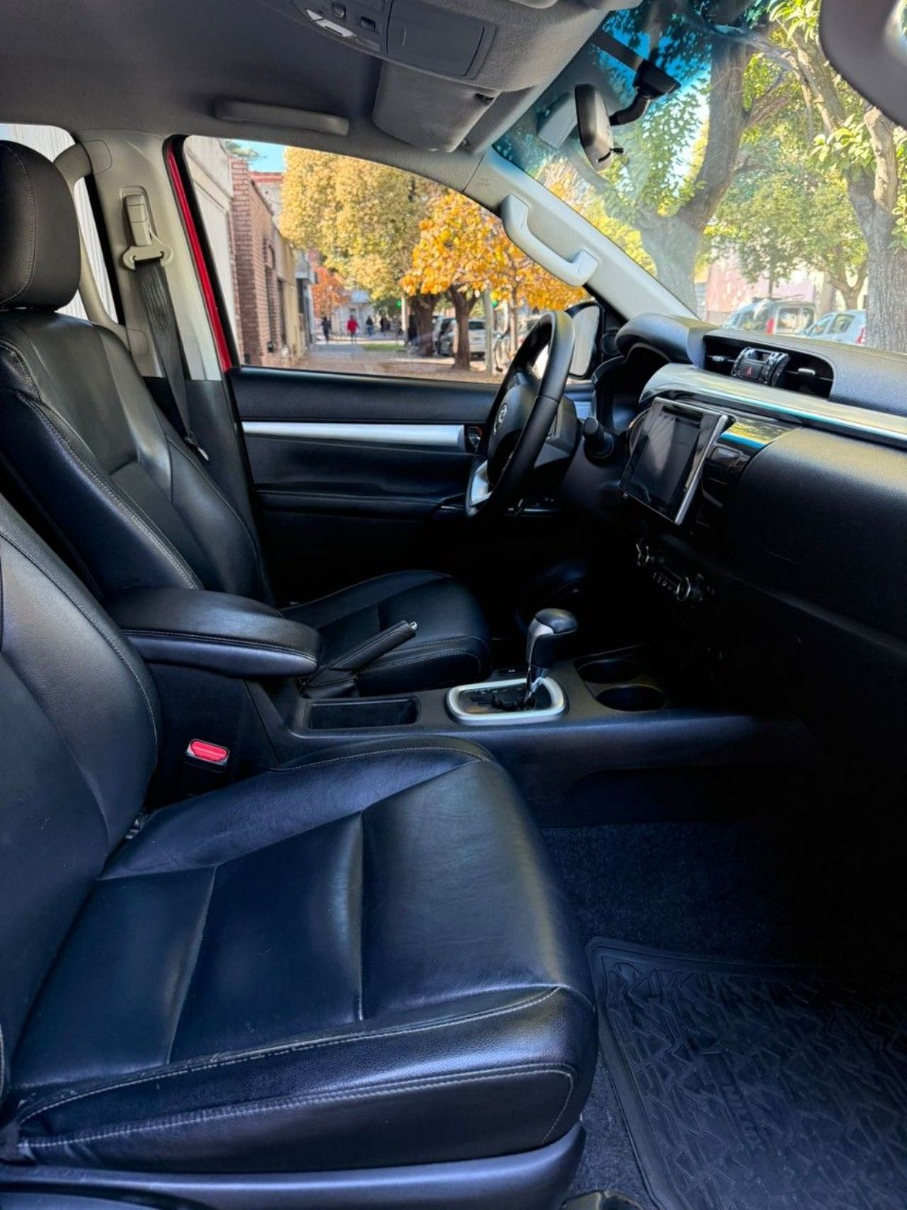Toyota Hilux Usada Financiado en Córdoba, deRuedas