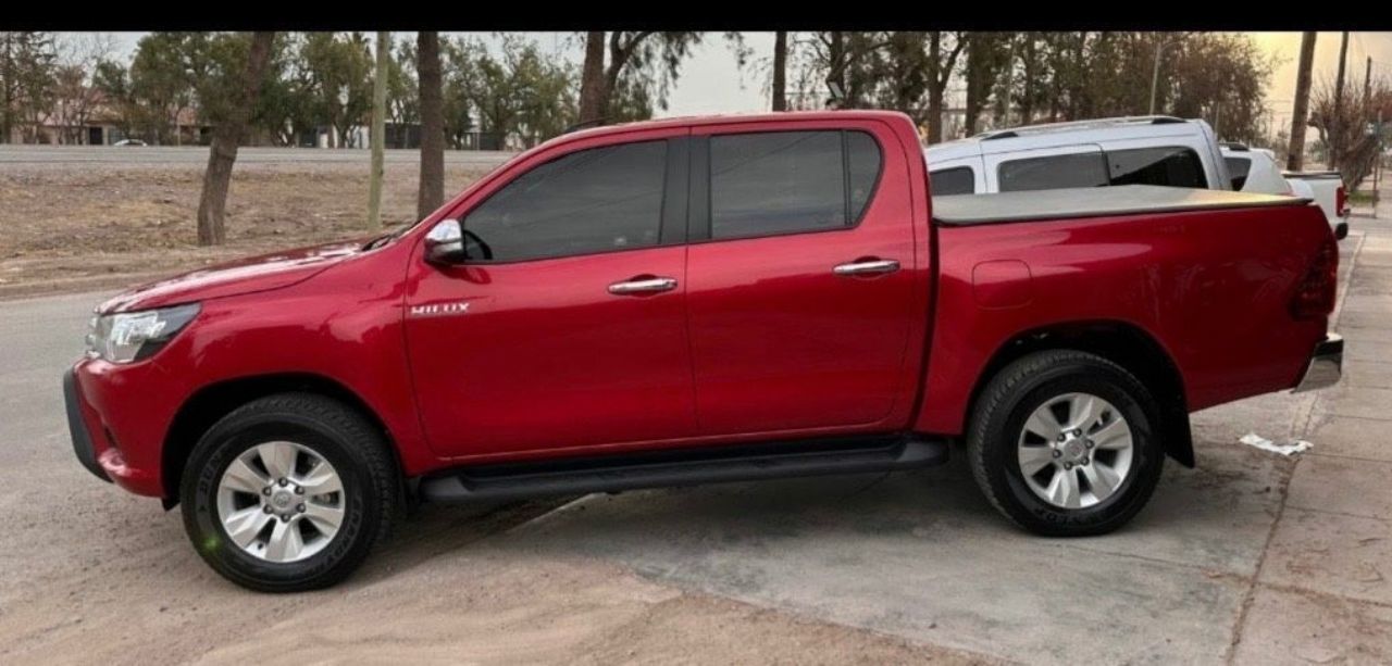 Toyota Hilux Usada en Mendoza, deRuedas