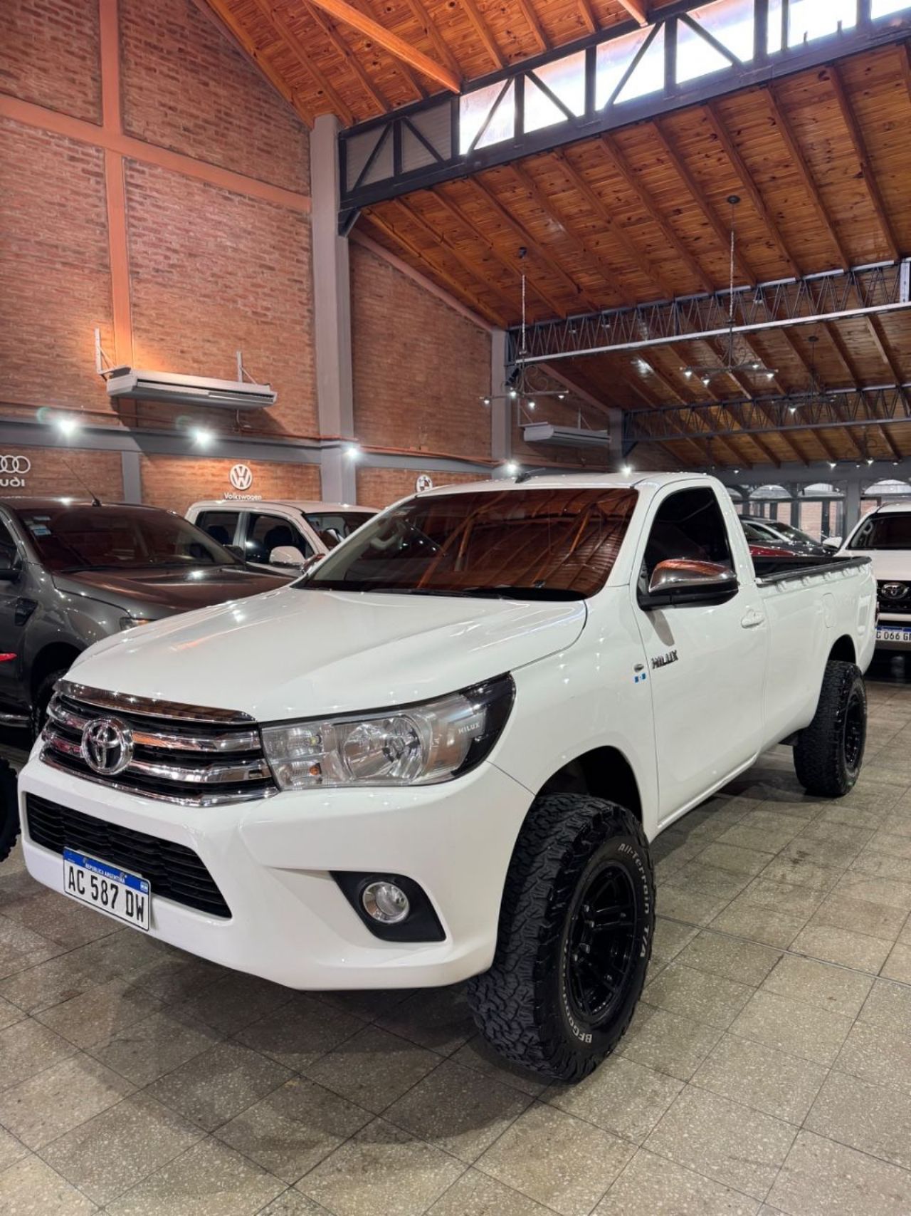 Toyota Hilux Usada Financiado en San Juan, deRuedas