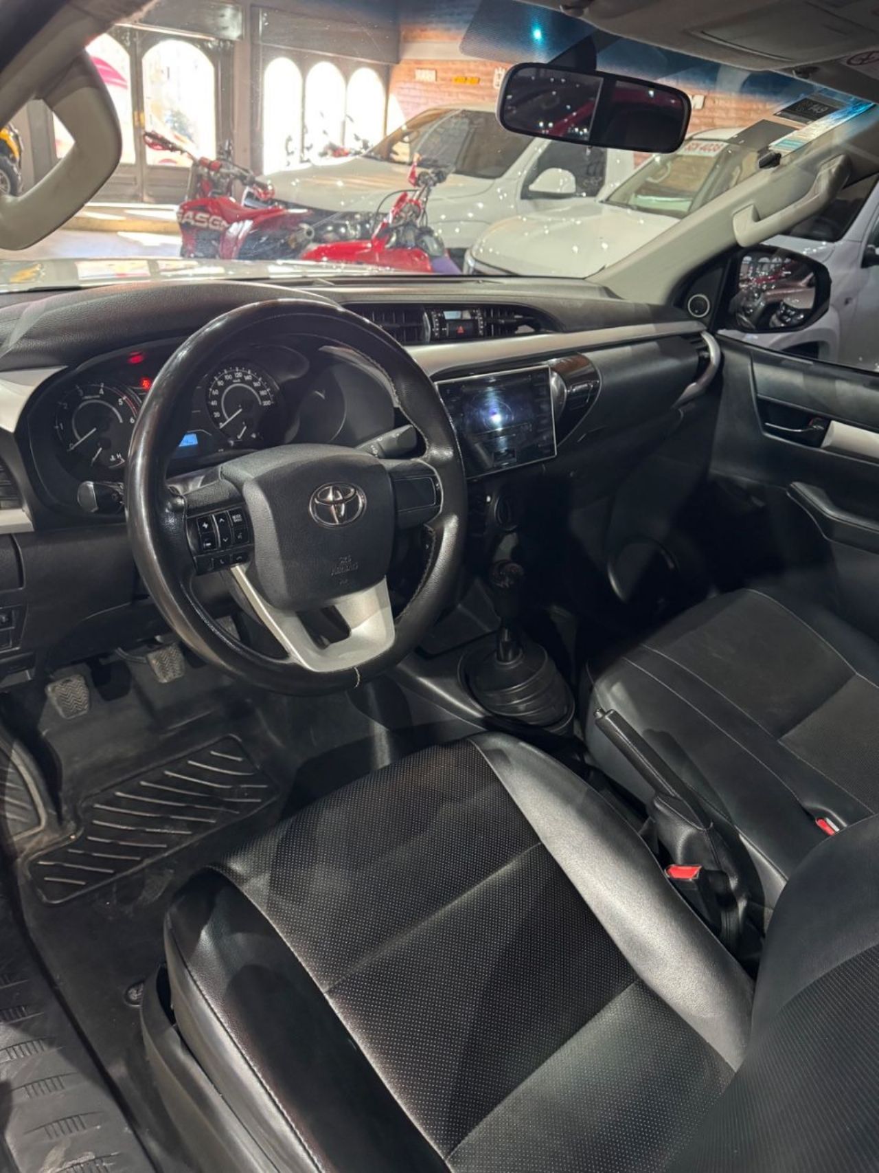 Toyota Hilux Usada Financiado en San Juan, deRuedas