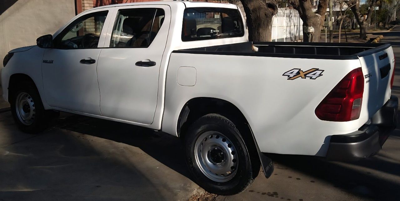 Toyota Hilux Usada en Mendoza, deRuedas