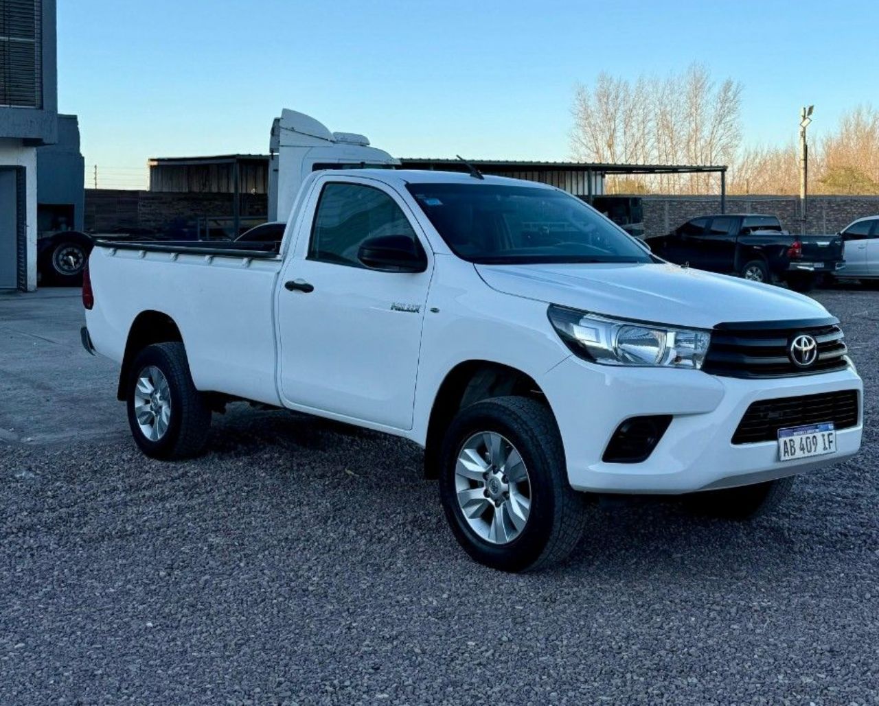 Toyota Hilux Usada Financiado en Mendoza, deRuedas