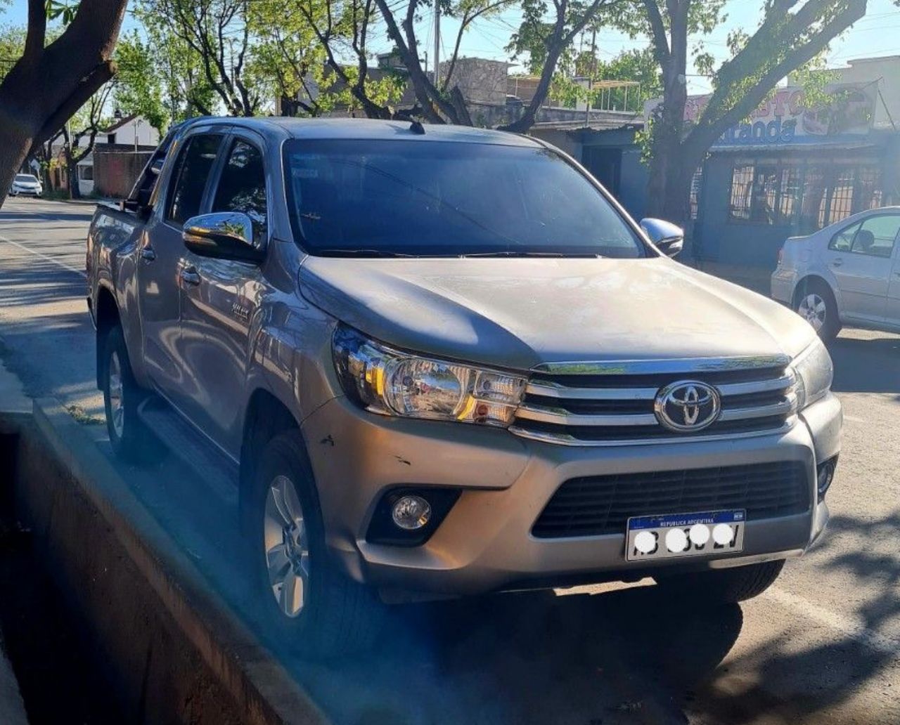 Toyota Hilux Usada en Mendoza, deRuedas