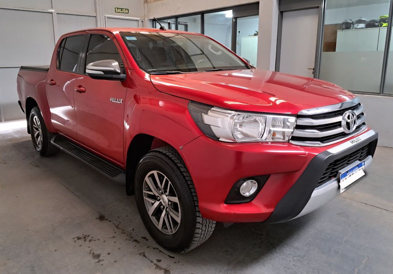 Toyota Hilux Usada Financiado en Mendoza, deRuedas