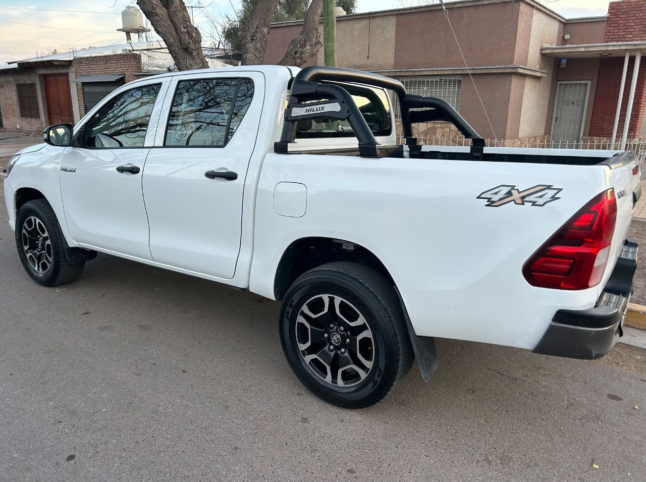 Toyota Hilux Usada en Mendoza, deRuedas