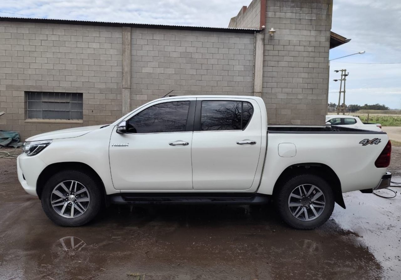 Toyota Hilux Usada en Buenos Aires, deRuedas