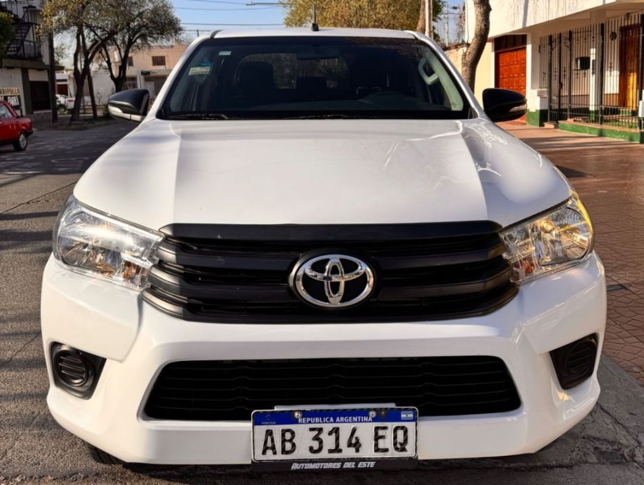 Toyota Hilux Usada en Mendoza, deRuedas