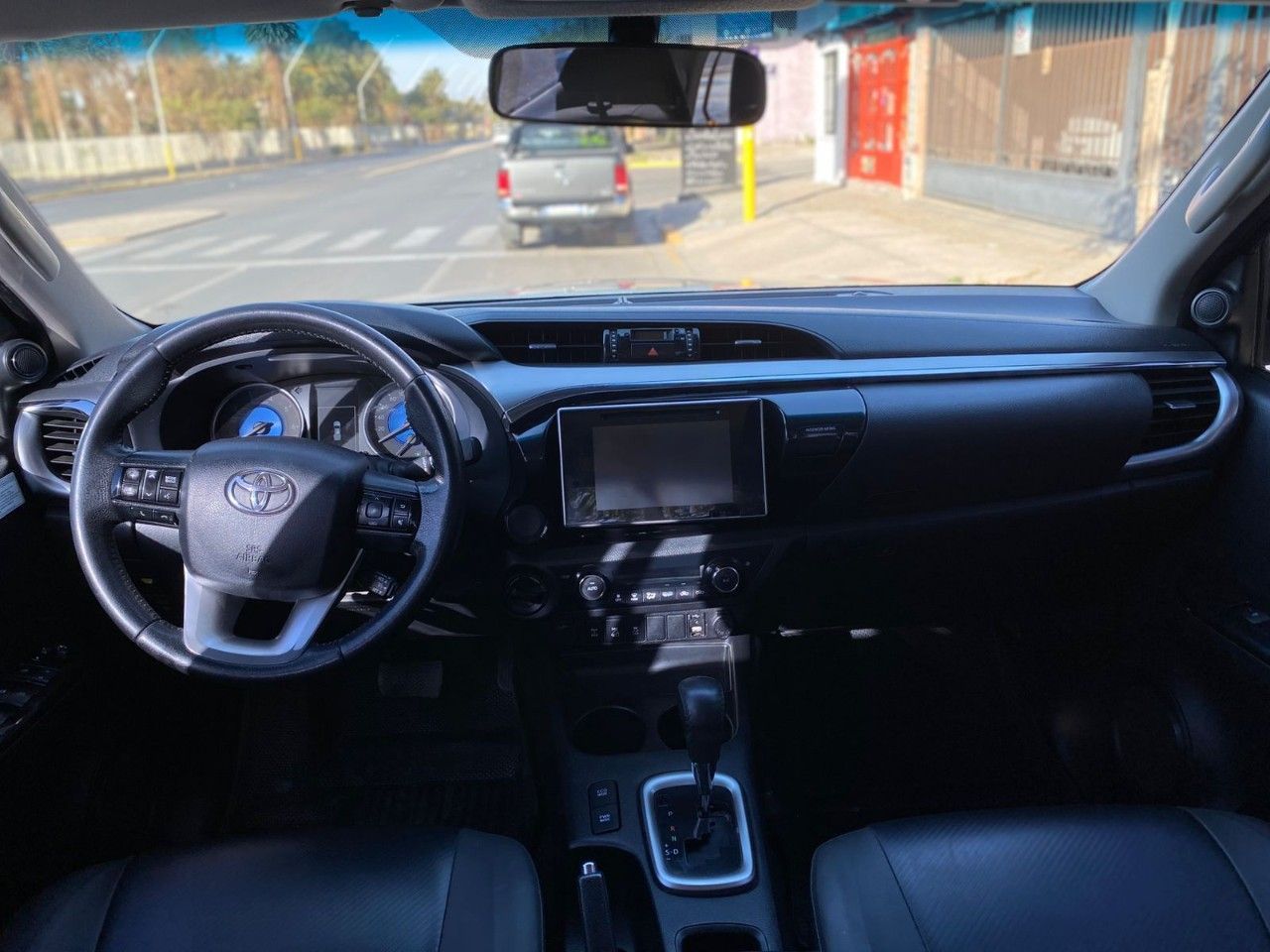 Toyota Hilux Usada Financiado en San Juan, deRuedas