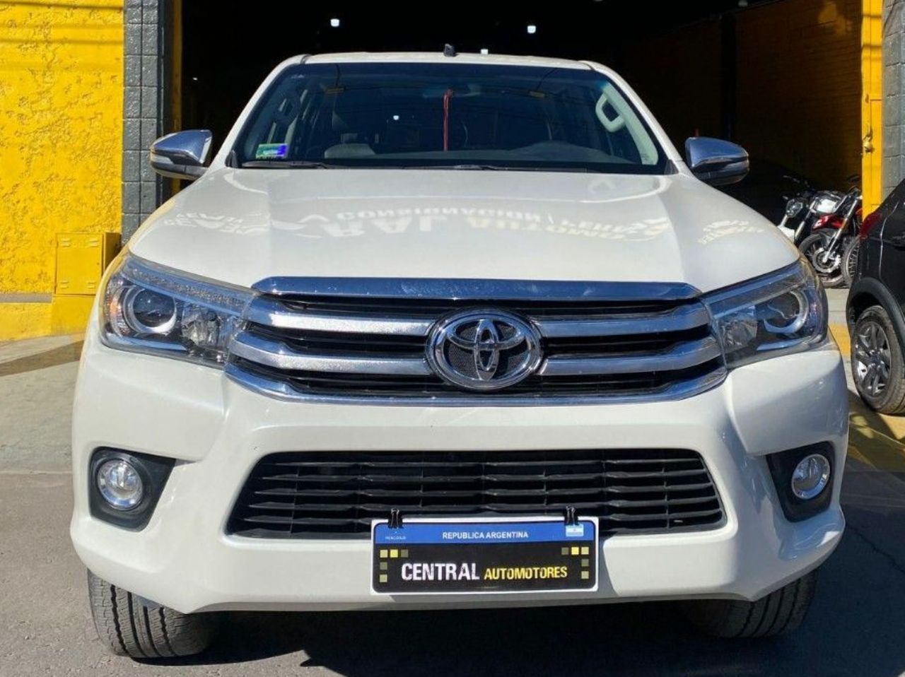 Toyota Hilux Usada Financiado en San Juan, deRuedas