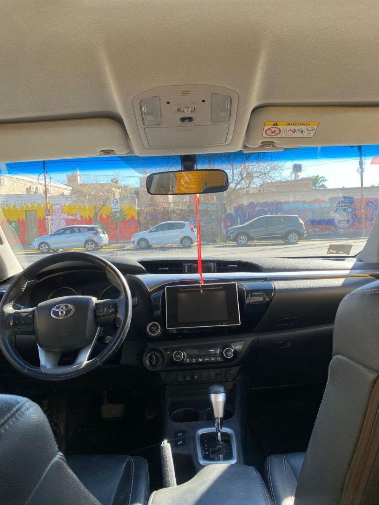Toyota Hilux Usada Financiado en San Juan, deRuedas