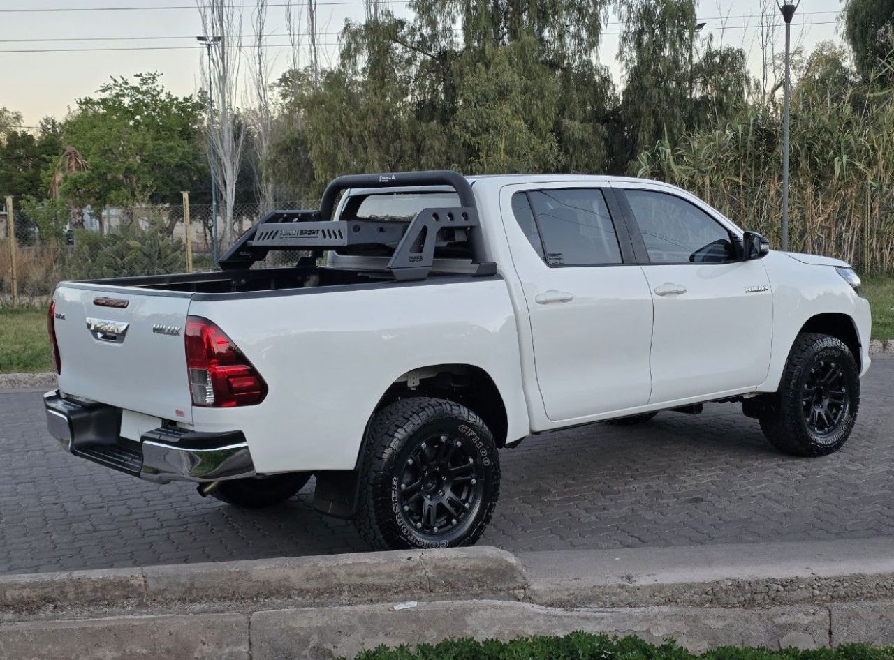 Toyota Hilux Usada en Mendoza, deRuedas