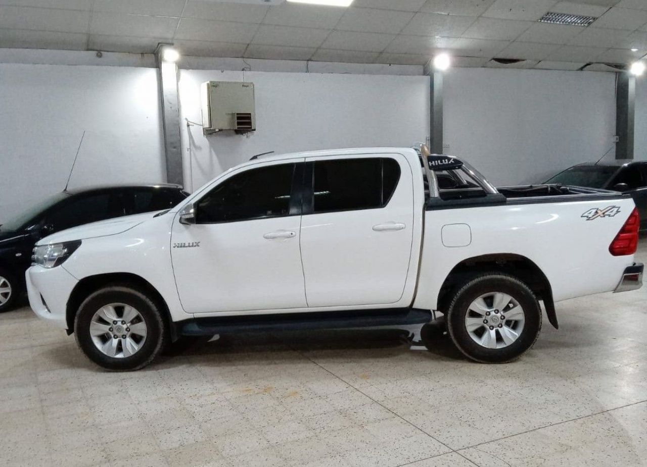 Toyota Hilux Usada Financiado en San Luis, deRuedas