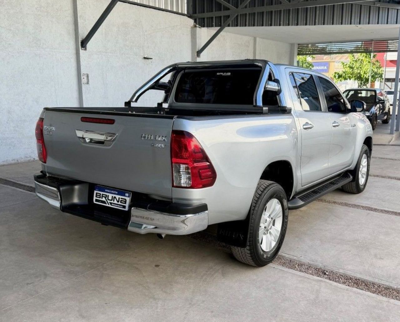 Toyota Hilux Usada Financiado en Mendoza, deRuedas