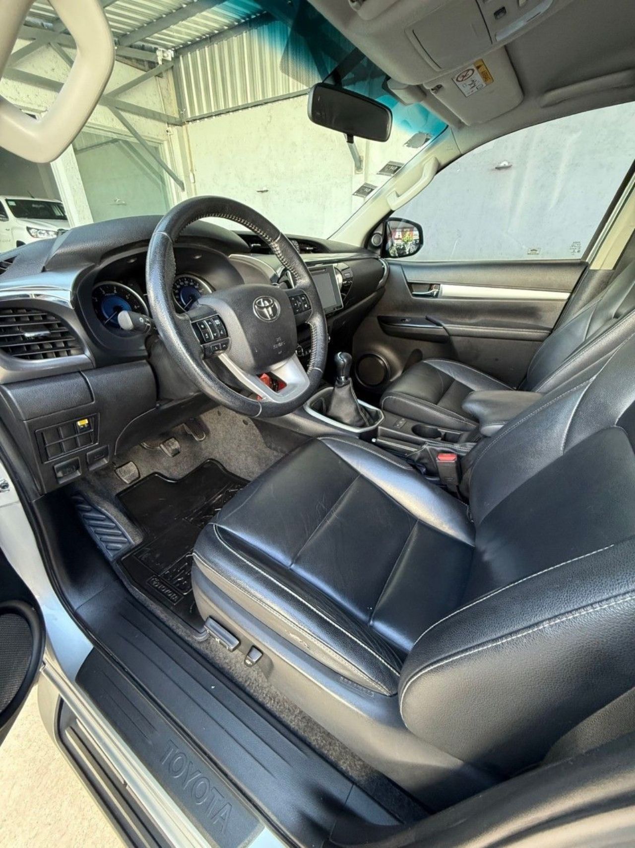 Toyota Hilux Usada Financiado en Mendoza, deRuedas
