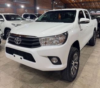 Toyota Hilux Usada en San Juan Financiado