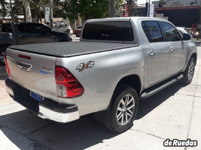 Toyota Hilux Usada en Mendoza, deRuedas