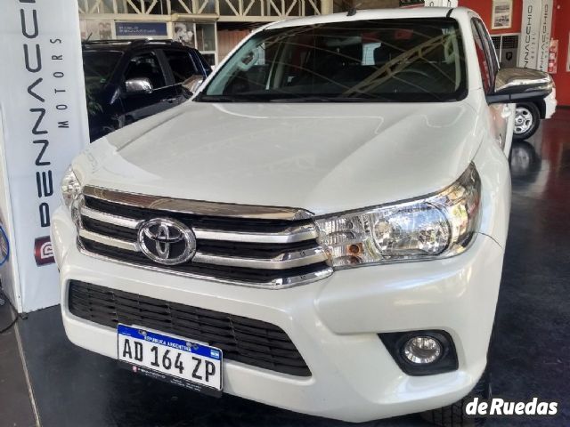 Toyota Hilux Usada en Mendoza, deRuedas